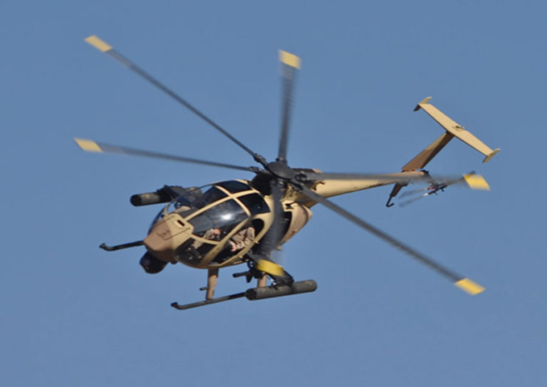 AH-6 : Helicoptere de reconnaissance et d’attaque légère