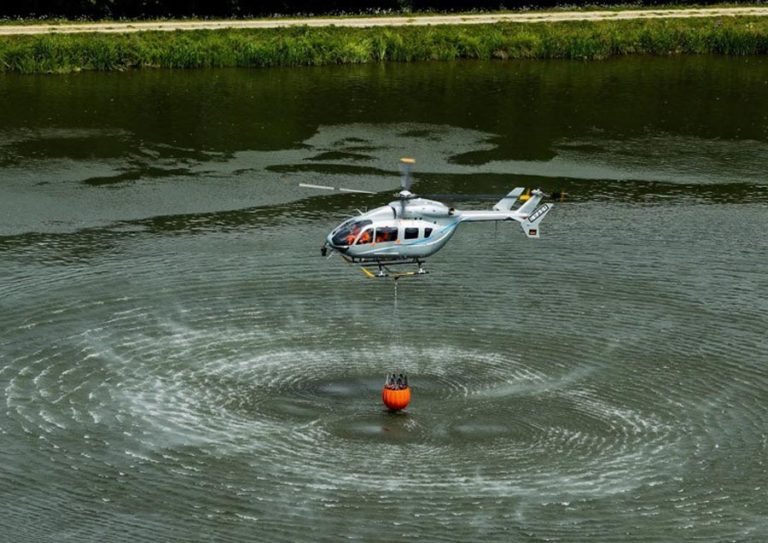 Hélicoptère EC145