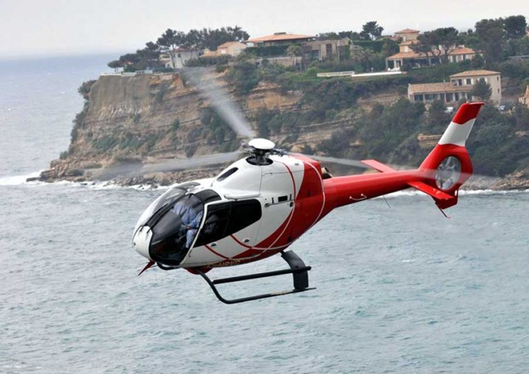 Hélicoptère H120